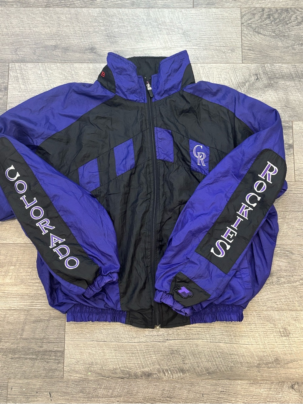 Vintage 90s Colorado Rockies MLB Full Zip Nylon windbreaker Purple/Black L